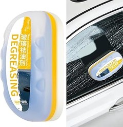 ¿Qué es un limpiacristales con efecto repelente de agua?