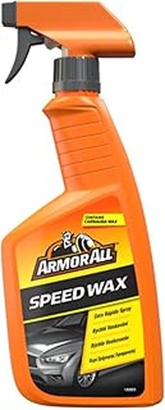 Pros y contras de usar ceras rápidas en spray para el cuidado del coche